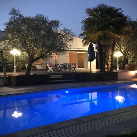 Adorable Guest House avec balnéo et piscine Olonne-sur-Mer Esterno foto